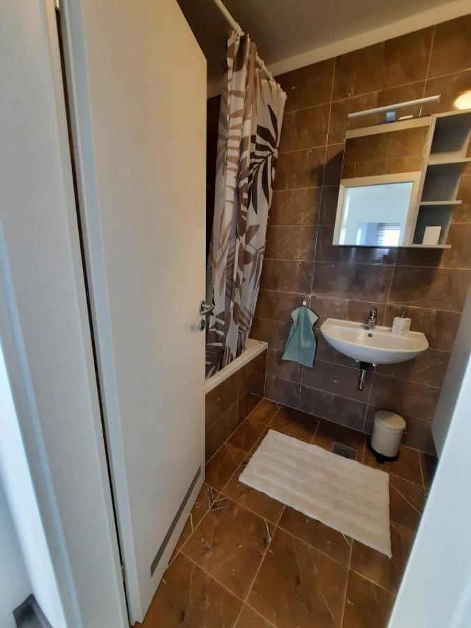 Apartment Mrvica Near The Zagreb Airport Velika Gorica Extérieur photo