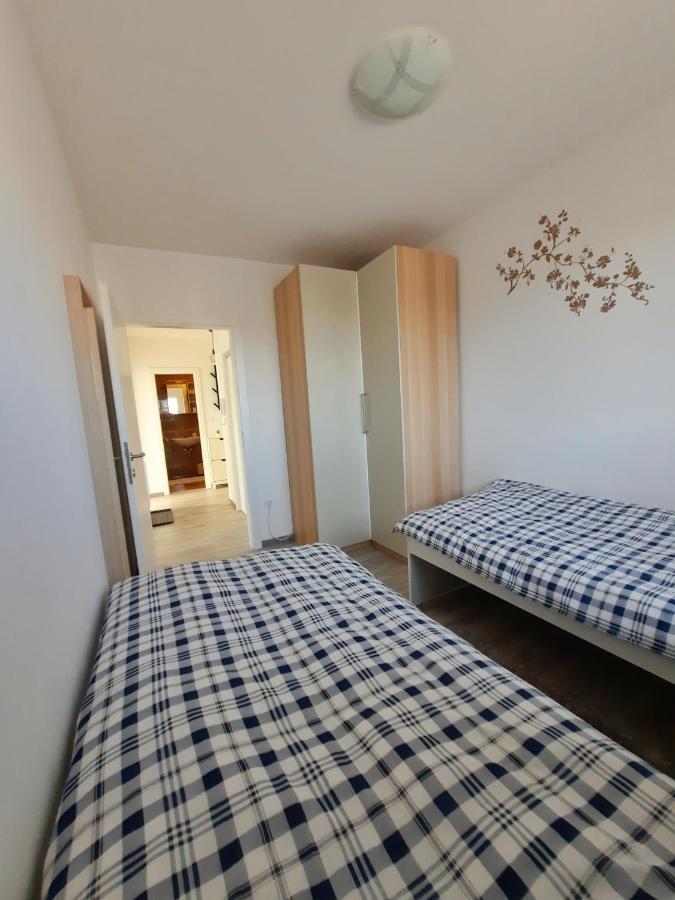 Apartment Mrvica Near The Zagreb Airport Velika Gorica Extérieur photo